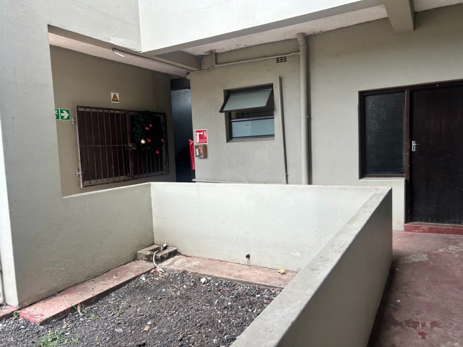 43 Bedroom Property for Sale in Quigney Eastern Cape
